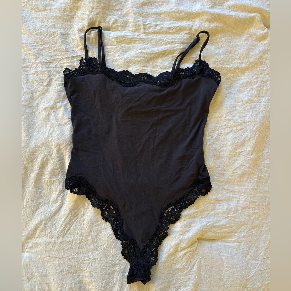 Fits Everyone Lace Cami Bodysuit Onyx